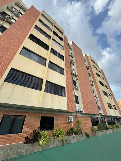 Apartamento En Tazajal Residencias Araguaney Suite V-dayanna