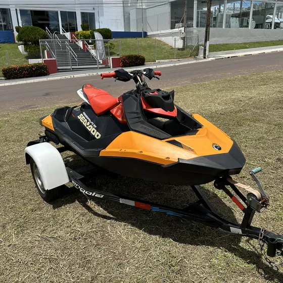 Jet Ski Sea-doo Spark Trixx 2019