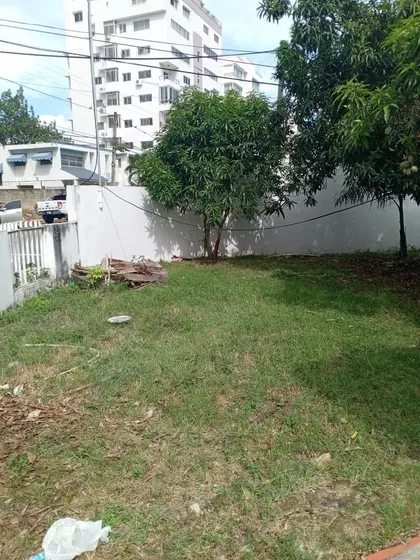 Casa En Alquiler Para Uso Comercial En Urbanizacion Real