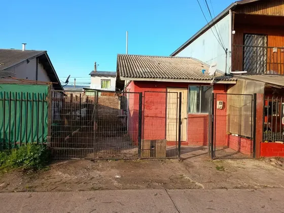 Casa En Venta De 2 Dorm. En San Clemente