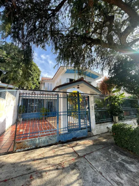 Casa En Venta Urbanizacion Trigal Norte Valencia Carabobo. St