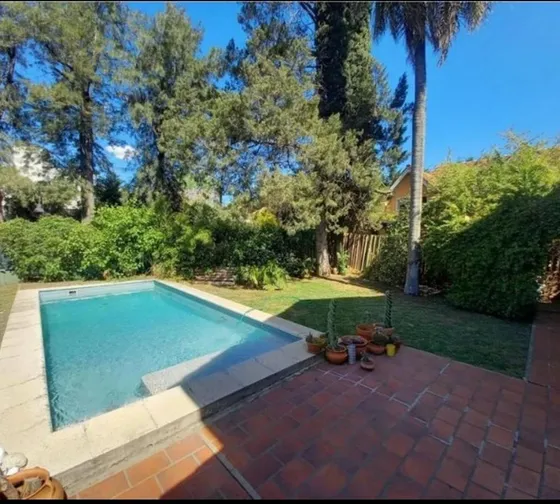 Venta Casa 5 Amb, Con Pileta, En Bp Las Cabañas, Villa Tesei