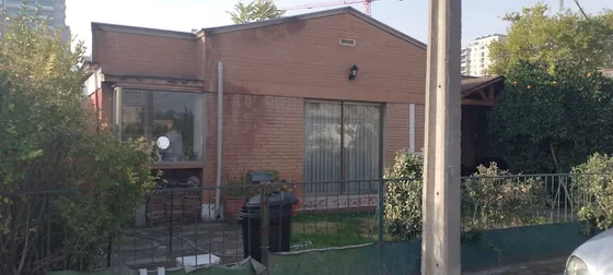 Excelente Casa Cerca De Avenida Macul
