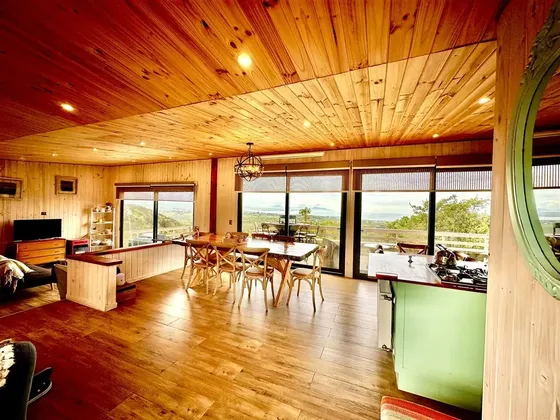 Casa En Venta De 5 Dorm. En Los Molles