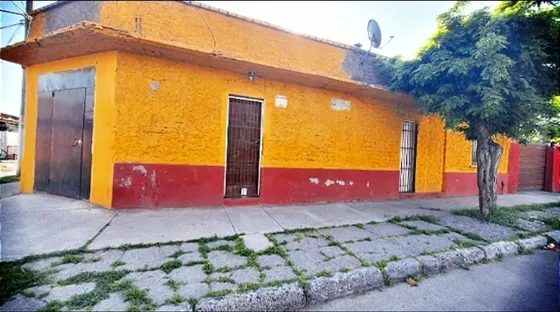 Casa En Venta De 4 Dormitorios En Puente Alto, Ymg