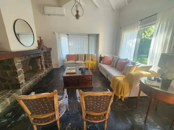 Casa En Triangulo