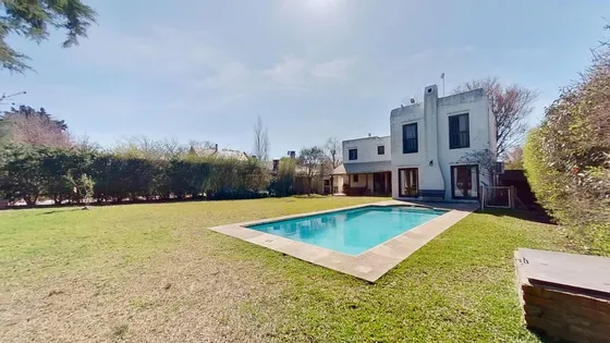 Casa Venta En Barrio Privado El Portillo