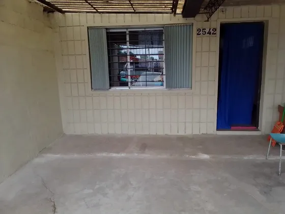 Alquiler Casa De Un Dormitorio Con Garage En Maroñas