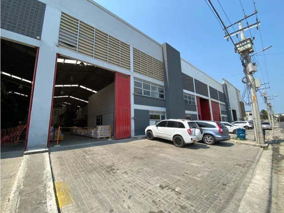 Arriendo Bodega Parque Industrial Sector Circunvalar Barranquilla