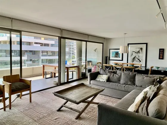 Departamento En Venta De 4 Dorm, Club Manquehue