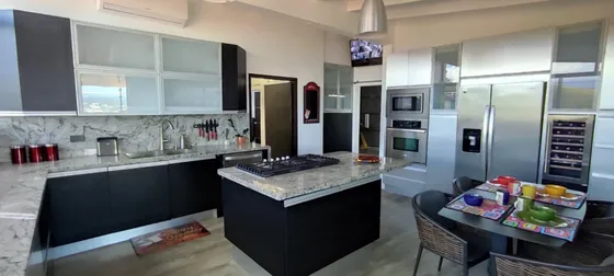 Tu Nuevo Hogar Te Espera En Colinas De La Tahona. Realice Su Oferta