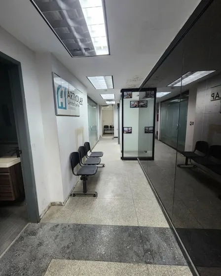 Local Pb Venta Sabana Grande Ideal Para Consultorio Medico 326 Mts2