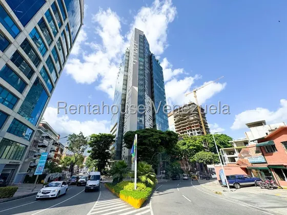 Espectacular Apartamento / Tipo Loft / Lujo Y Confort / Amoblado / Prestigioso Edificio / Venta Mls 25-22960 Las Mercedes