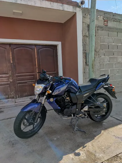 Yamaha Fz