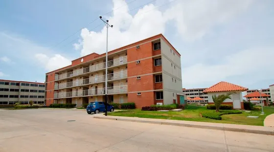 Apartamento Con Acabados De Primera, Listo Para Ocupar