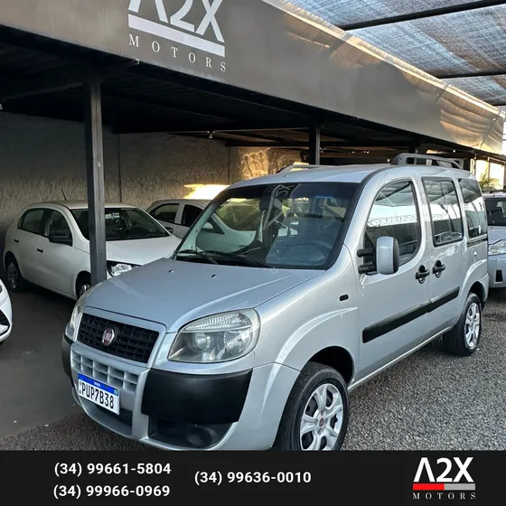 Fiat Doblo Essence 1.8 Flex 16v 5p