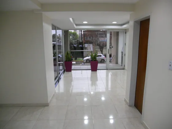 Mono Ambiente A La Venta En Edificio Isa X De San Miguel