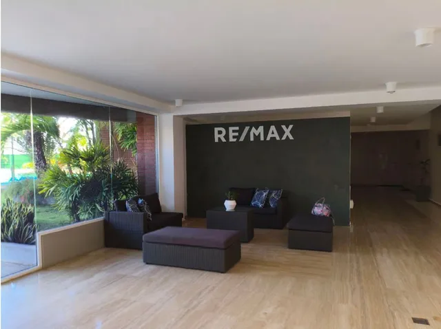 Apartamento En Edificio Punto Especifico, Playa Moreno, Con Piscinas, Con Areas Sociales, Areas Familiares
