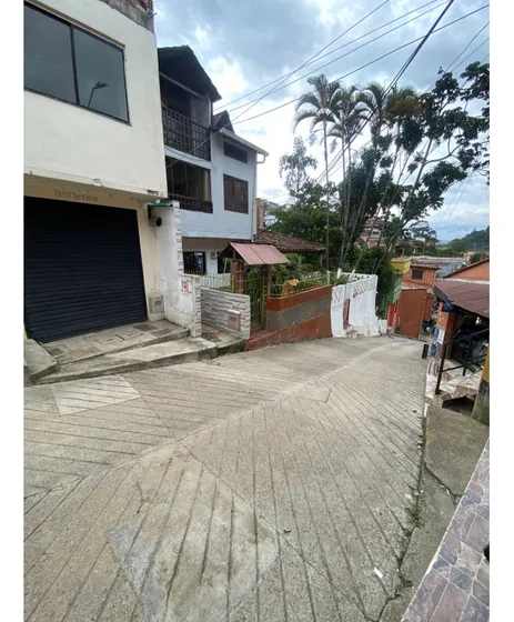 Venta Local Caldas Sector La Carrilera