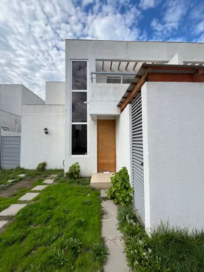 Casa Peñaflor Con Bono Pie Ubicada En Condominio