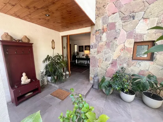 Casa Dentro De Condominio En Arboretum 4d, 3b Piscina Jardín