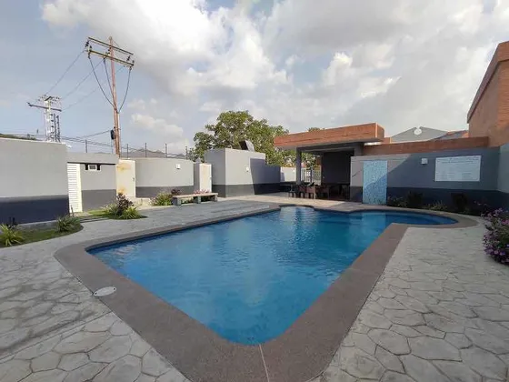 Town House Moderno Con Piscina En San Diego