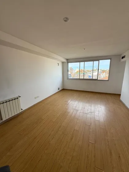 Departamento 2 Amb En Alquiler Con Cochera En Victoria