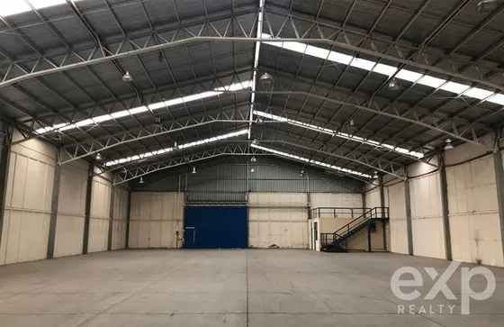Arriendo Bodega Comercial De 1.340 M2 En Quilicura