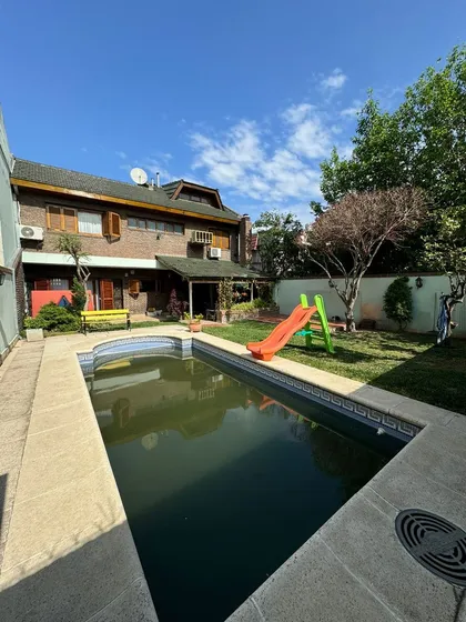 Casa Lote Propio 5 Ambientes Isidro Casanova