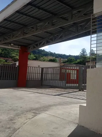 Prc-166 Casa Obra Blanca En El Sector La Entrada Naguanagua Conjunto Residencial Vista Alegre   Luz Coelho