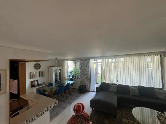 Muy Comoda Casa En Excelente Barrio