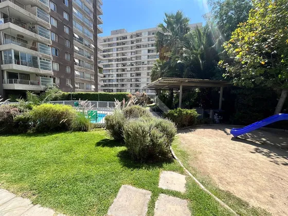Departamento En Venta De 2 Dorm. En Macul