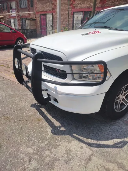 Dodge Ram 2500 5.7 Pickup Quad Cab Slt Aa 4x2 At