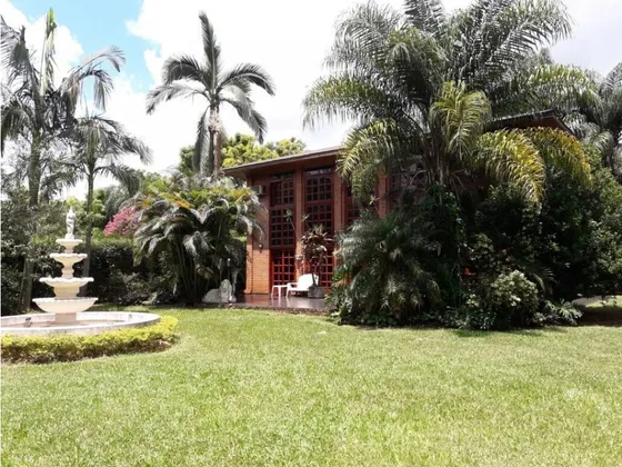 Vendo Casa Quinta En Club De Campo La Eugenia Garupa Mnes!!