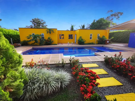 Casa Vacacional Generadora De Renta, A 5 Minutos De Villavicencio.