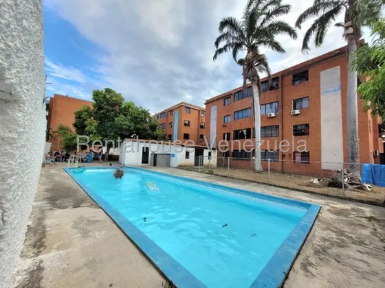 Zulay González Vende Bello Apartamento Remodelado En Cabudare La Mata Conjunto Privado Con Piscina Mls 25-19848