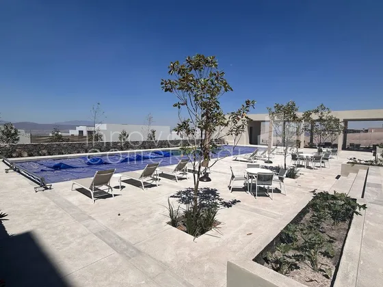 Casa A Estrenar En Renta En Zibata Ii, Dentro De Condominio