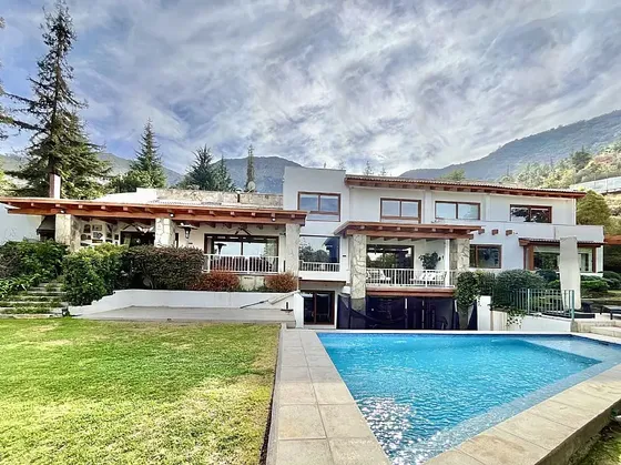 Gran Vista Y Moderna Casa - Santa María De Manquehue