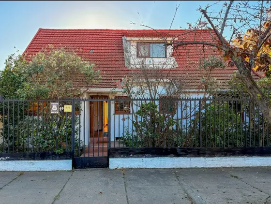 Se Vende Hermosa Casa En El Corazón De Miraflores Bajo