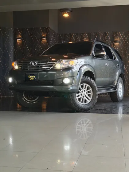 Toyota Fortuner 4x4