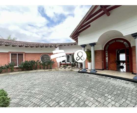 Casa En Parcelación Cerrada En Loma Del Escobero 