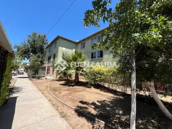 Departamento En Venta De 3 Dorm. En Pedro Aguirre Cerda