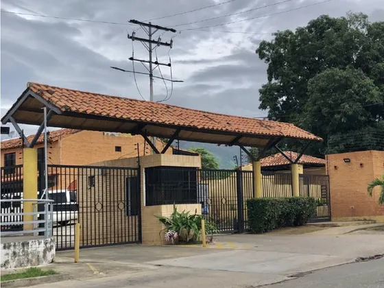 Townhouse En Venta  En Res. Guayabal Garden Ed-9103366