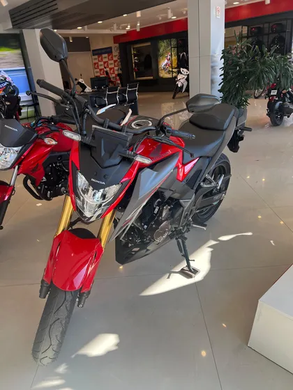 Honda Cb 300 Twister 0km 2025  Pgm Honda Quilmes