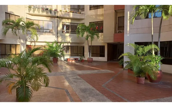 Apartamento De 2 Alcobas En Venta, Sector Bavaria-02