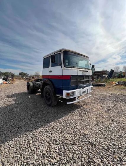 Camion Tractor Fiat 619t Plato De Enganche Papeles Al Dia