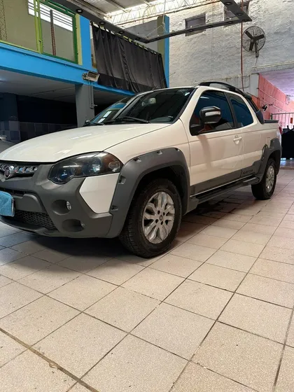 Fiat Strada 1.6 Adventure Ce Pack Top
