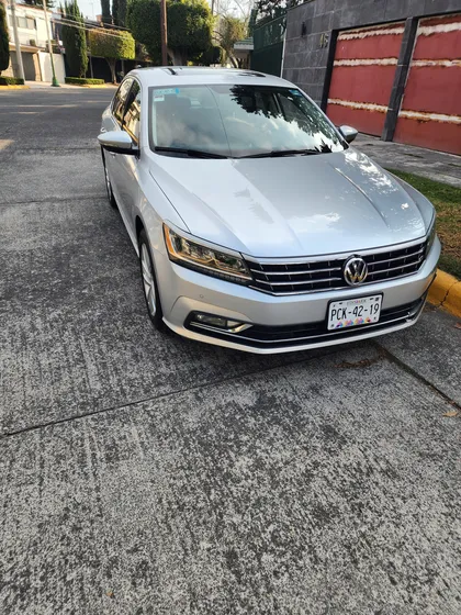 Volkswagen Passat 2.5 Tiptronic Highline At