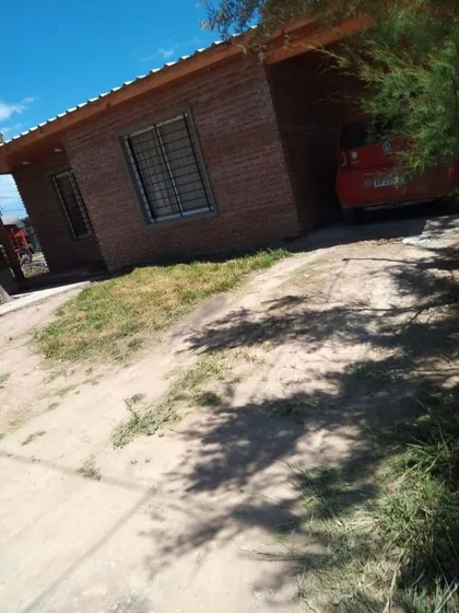 Casa En Venta - 2 Dormitorios 1 Baño - 330mts2 - Miramar