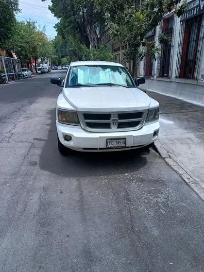 Dodge Dakota Slt Crew Cab 4x2 At